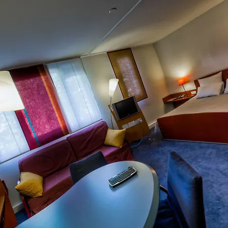 Hotell Novotel Ferrand Polydome