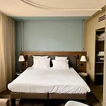 ノボテル スイーツ クレルモン フェラン ポリドーム クレルモン・フェラン