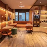 ノボテル スイーツ クレルモン フェラン ポリドーム クレルモン・フェラン