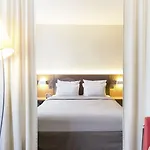 ノボテル スイーツ クレルモン フェラン ポリドーム 4* クレルモン・フェラン