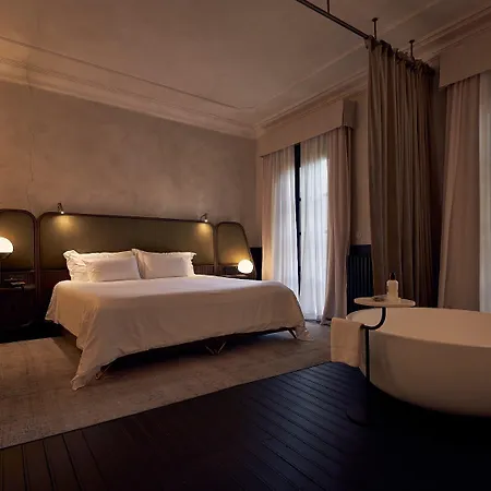 ノボテル スイーツ クレルモン フェラン ポリドーム 4*