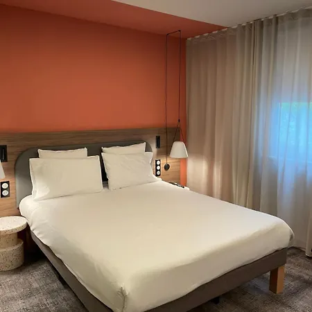 Novotel Ferrand Polydome 4*