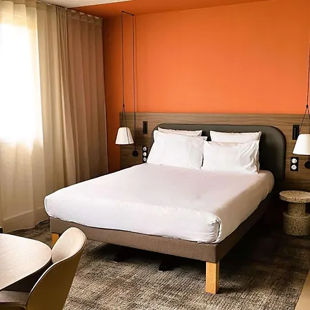 Hotel Novotel Ferrand Polydome 4*