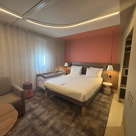 Отель Novotel Ferrand Polydome