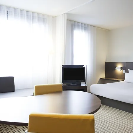 호텔 Novotel Ferrand Polydome 클레르몽페랑