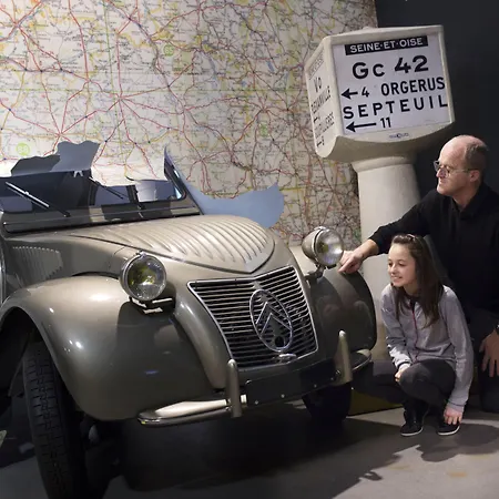 ノボテル スイーツ クレルモン フェラン ポリドーム 4* クレルモン・フェラン