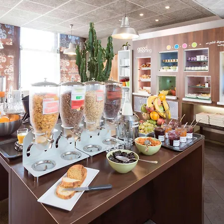 Novotel Ferrand Polydome Szálloda Clermont-Ferrand