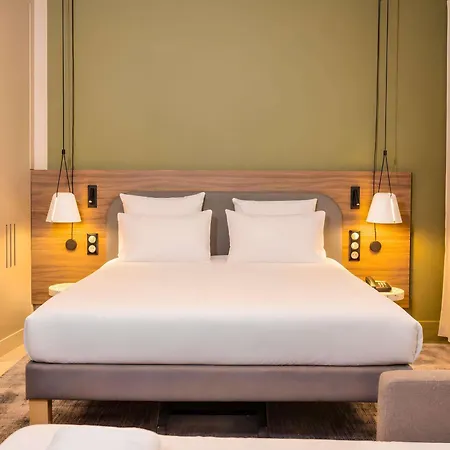 Hotel Novotel Ferrand Polydome 4*