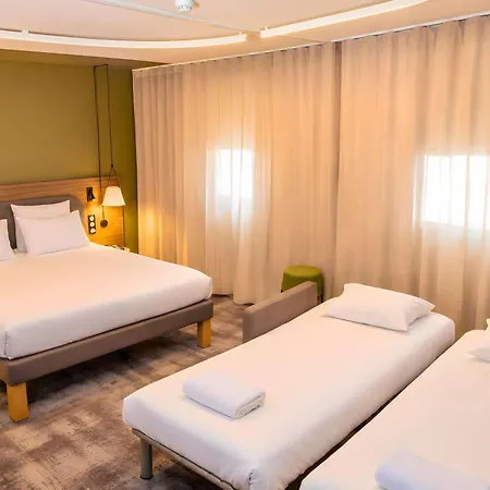 Novotel Ferrand Polydome Hotel