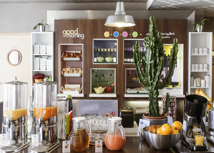 Отель Novotel Ferrand Polydome Клермон-Ферран